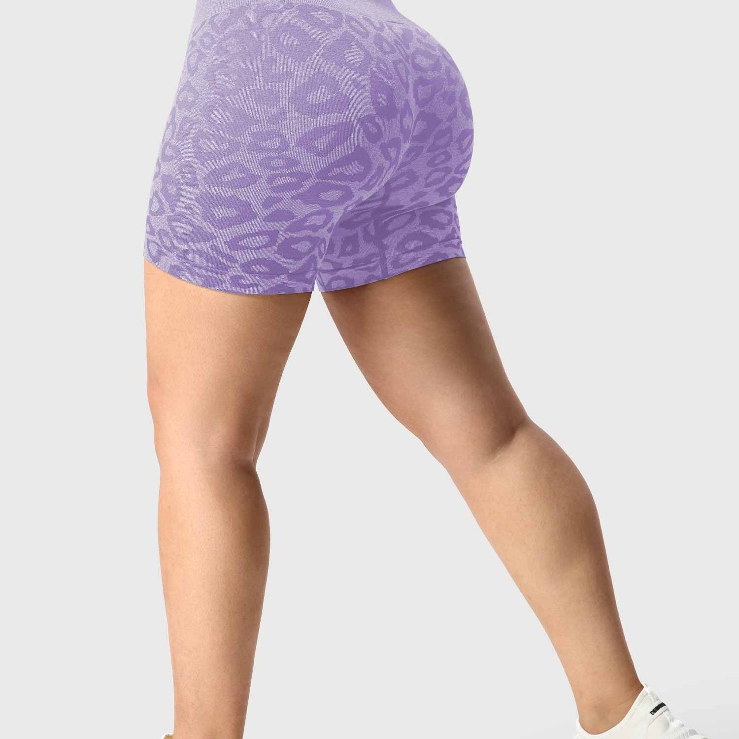 Yeoreo Leopard Seamless Shorts