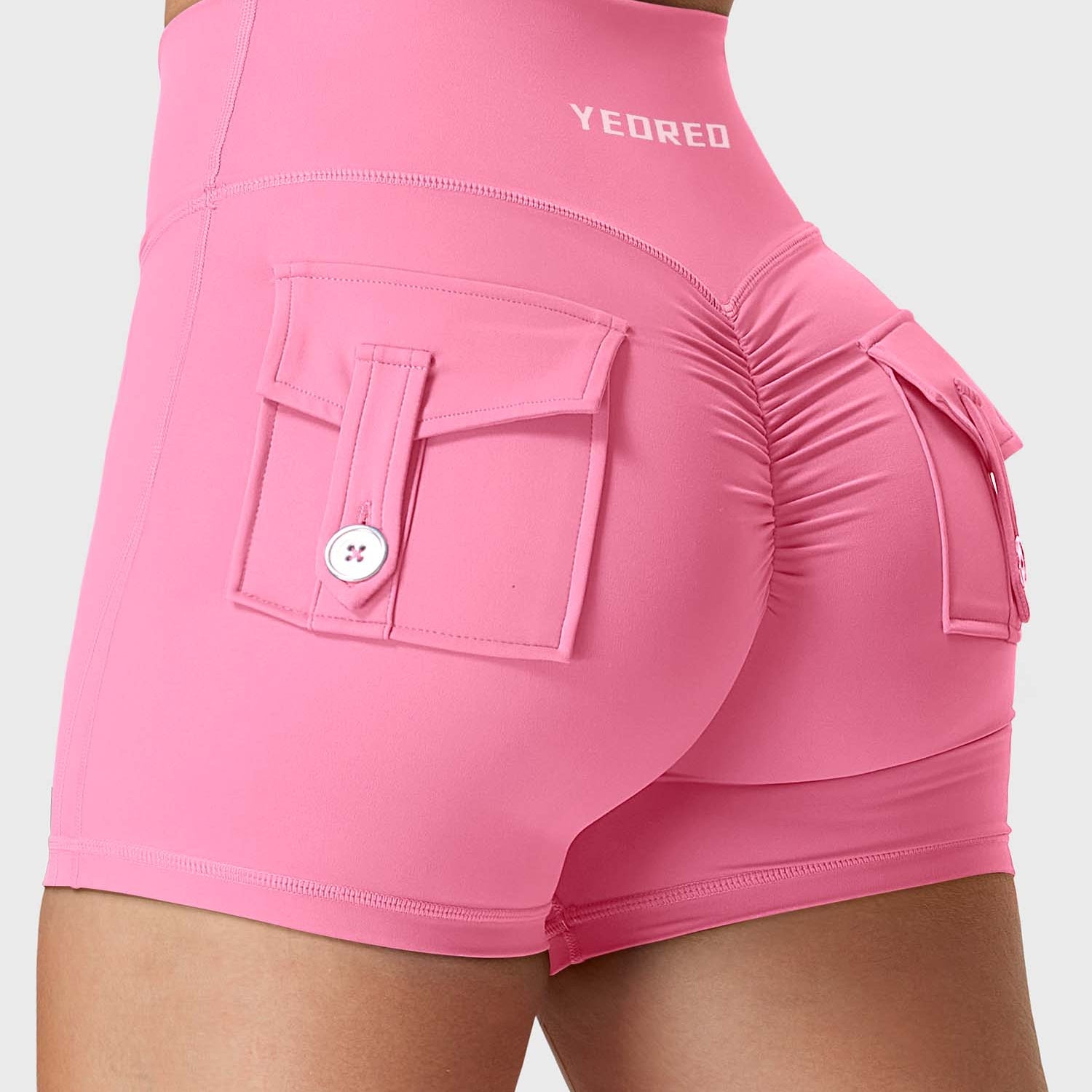 Yeoreo V-waistband Charm Shorts